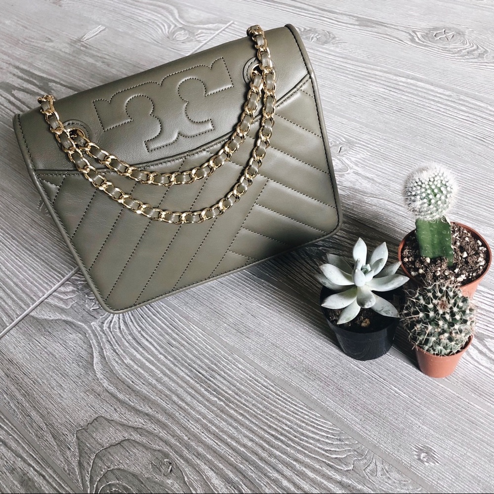 NEW Tory Burch Alexa Convertible Crossbody Bag